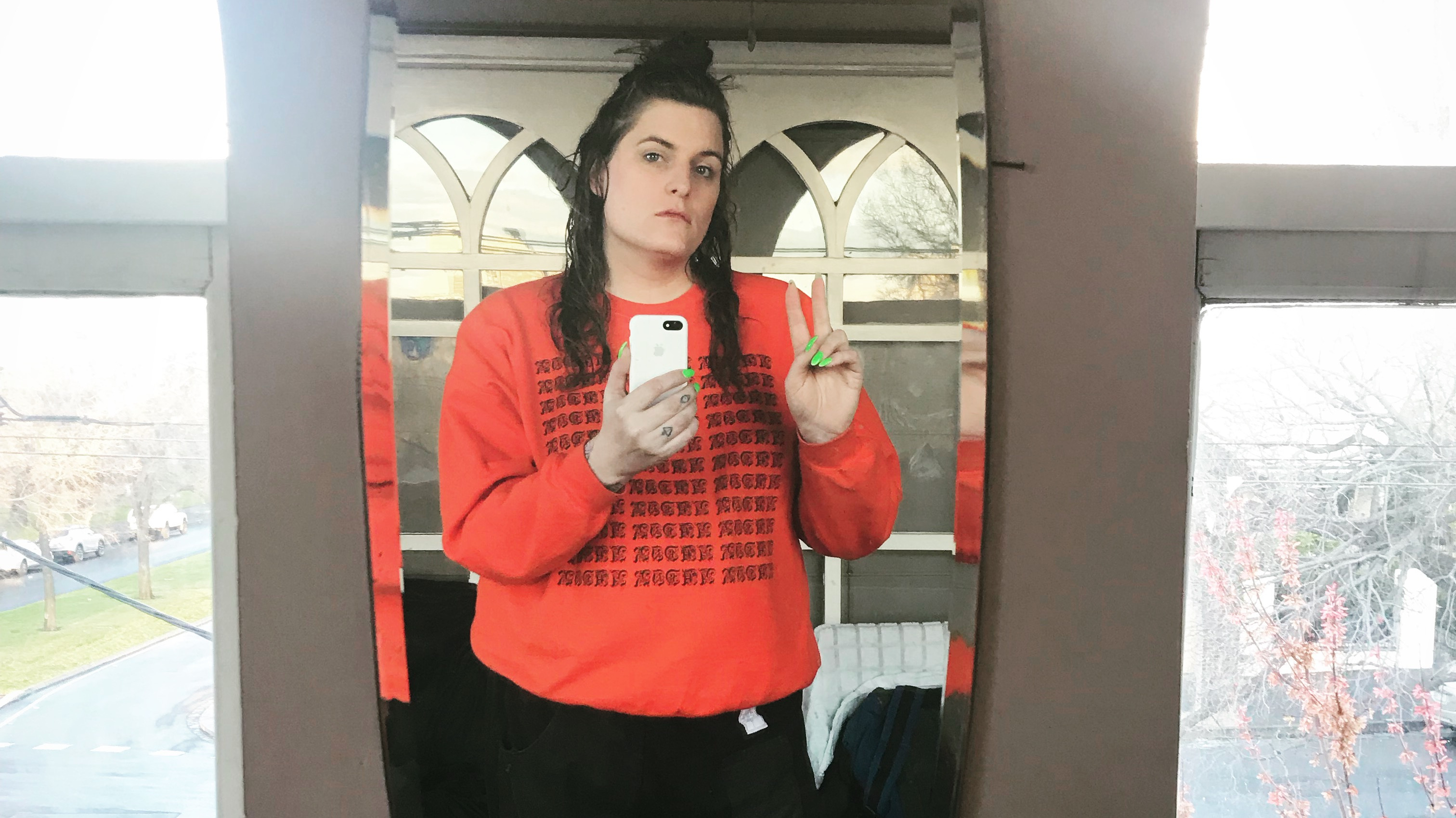 Now Now | Ziúr with Xela