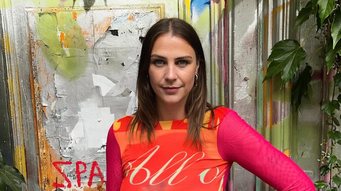 Sweet Frequencies: Icons of Alt. Pop | Solmai