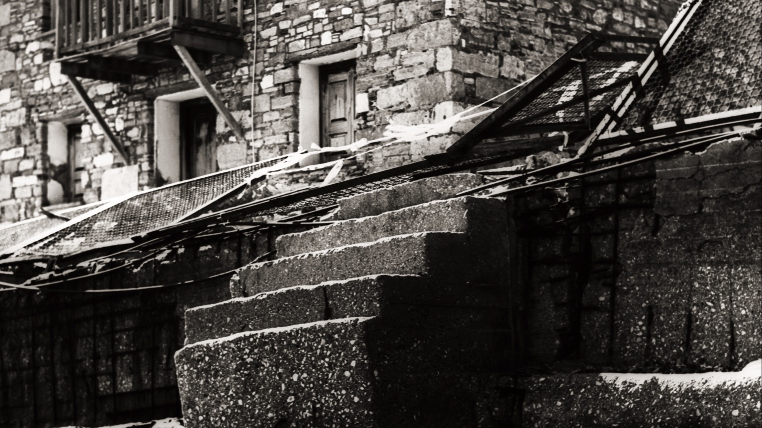 Nowhere to be | nena