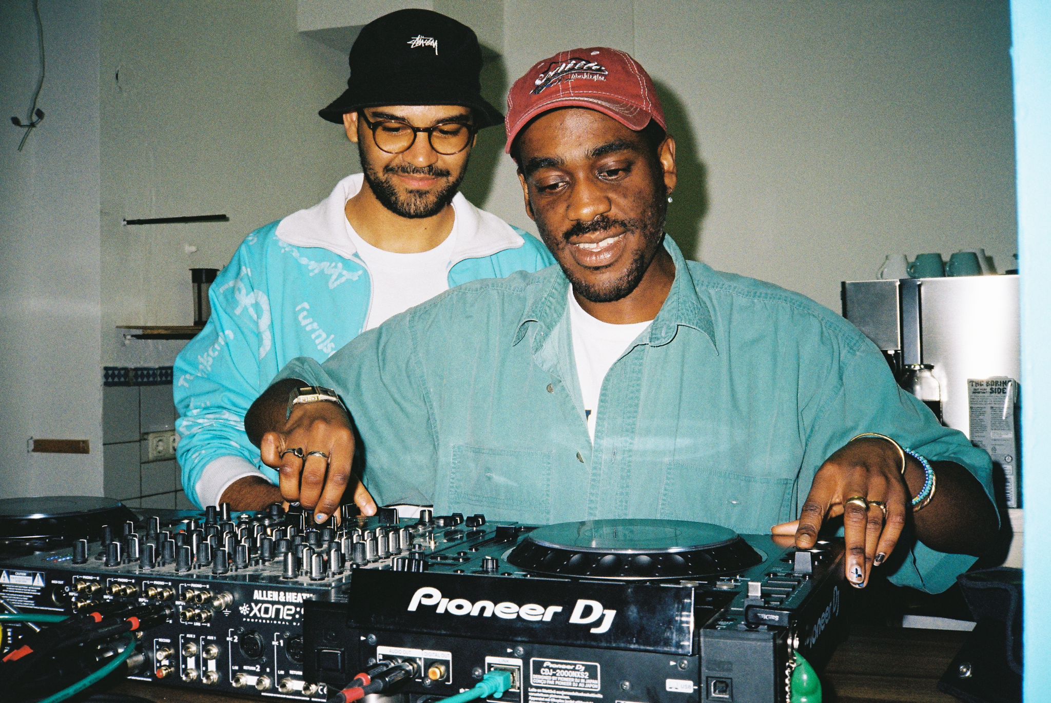 Pirates of the Ca-riddim | Bridontknow & Max the Black