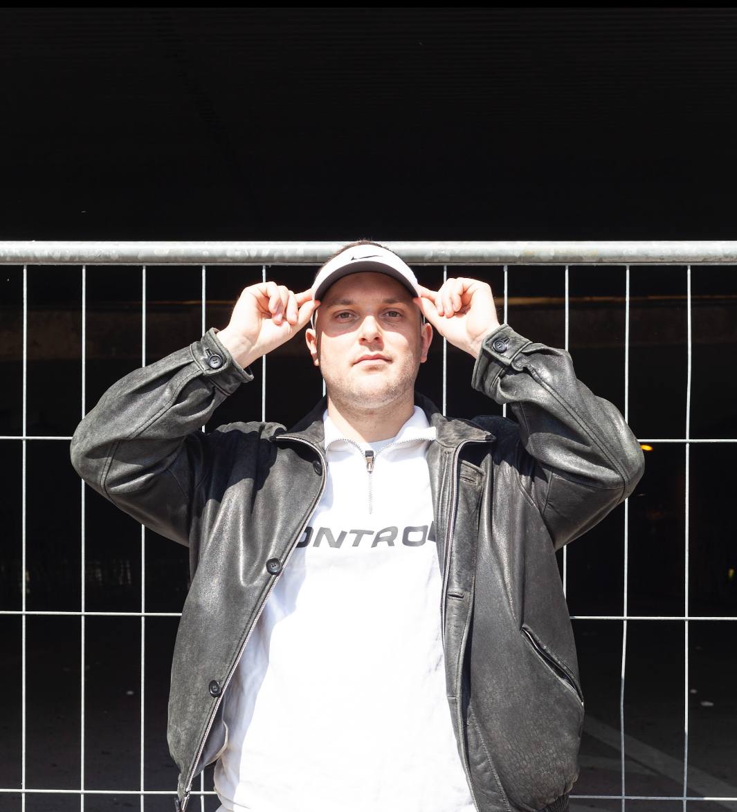 RAIDAR | DJ Fucks Himself