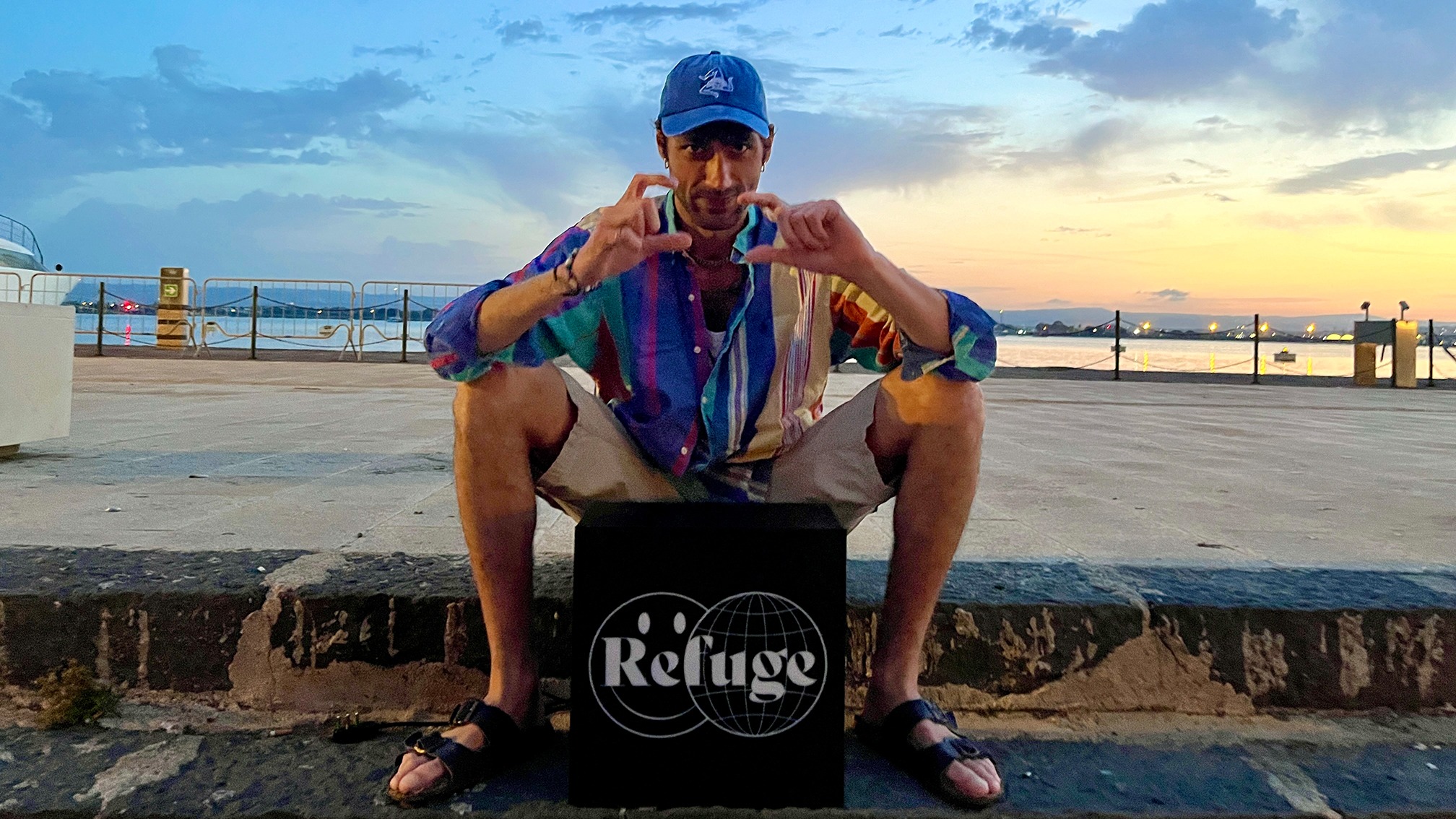 Open More | Özay Öztürk