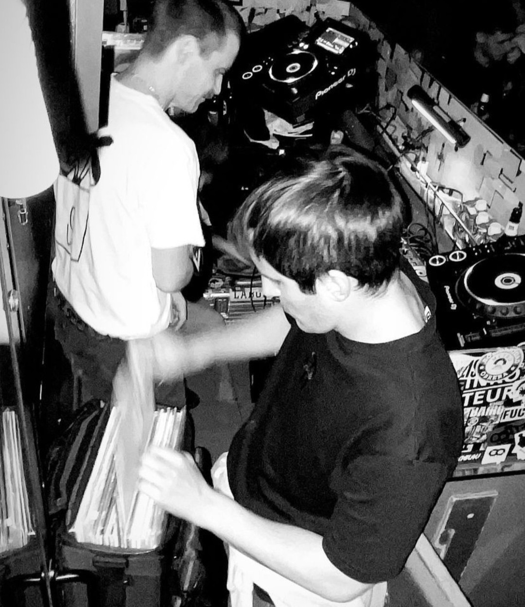 New Massage | Telephones & OG Juan