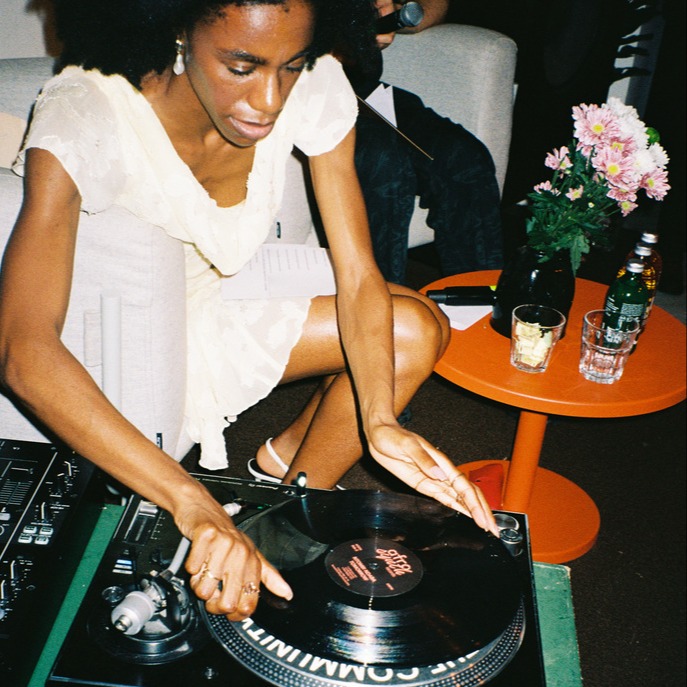 Record Roulette | Esé Oghene