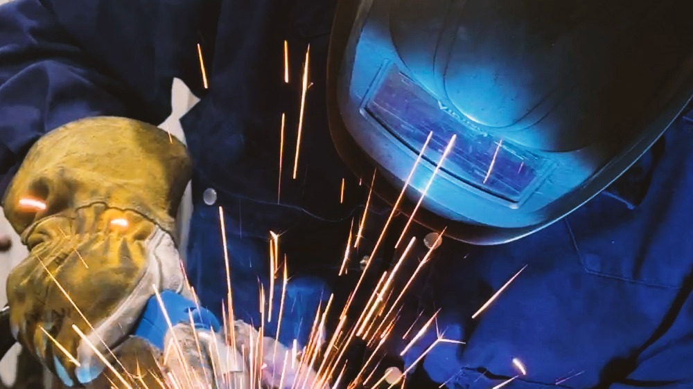 Off-Piste | Steve Mizek