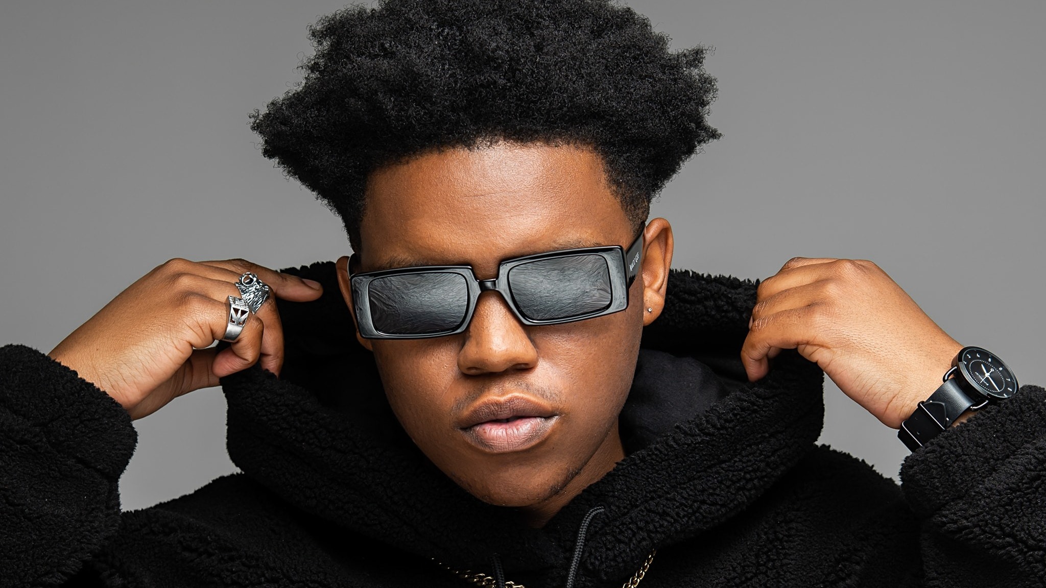 Swim Good: Piano To The World | Tjaro Superstar