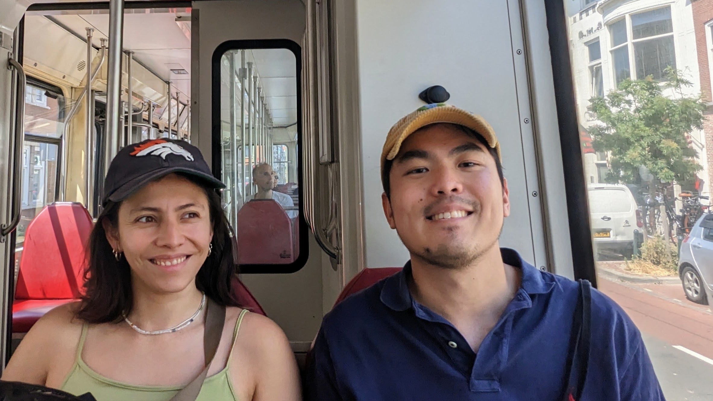 Mother Tongues Radio | Ronja & michi