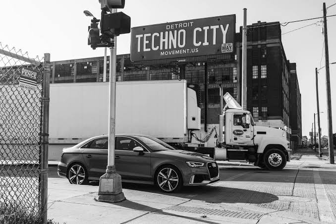 Detroit Special | Viiaan