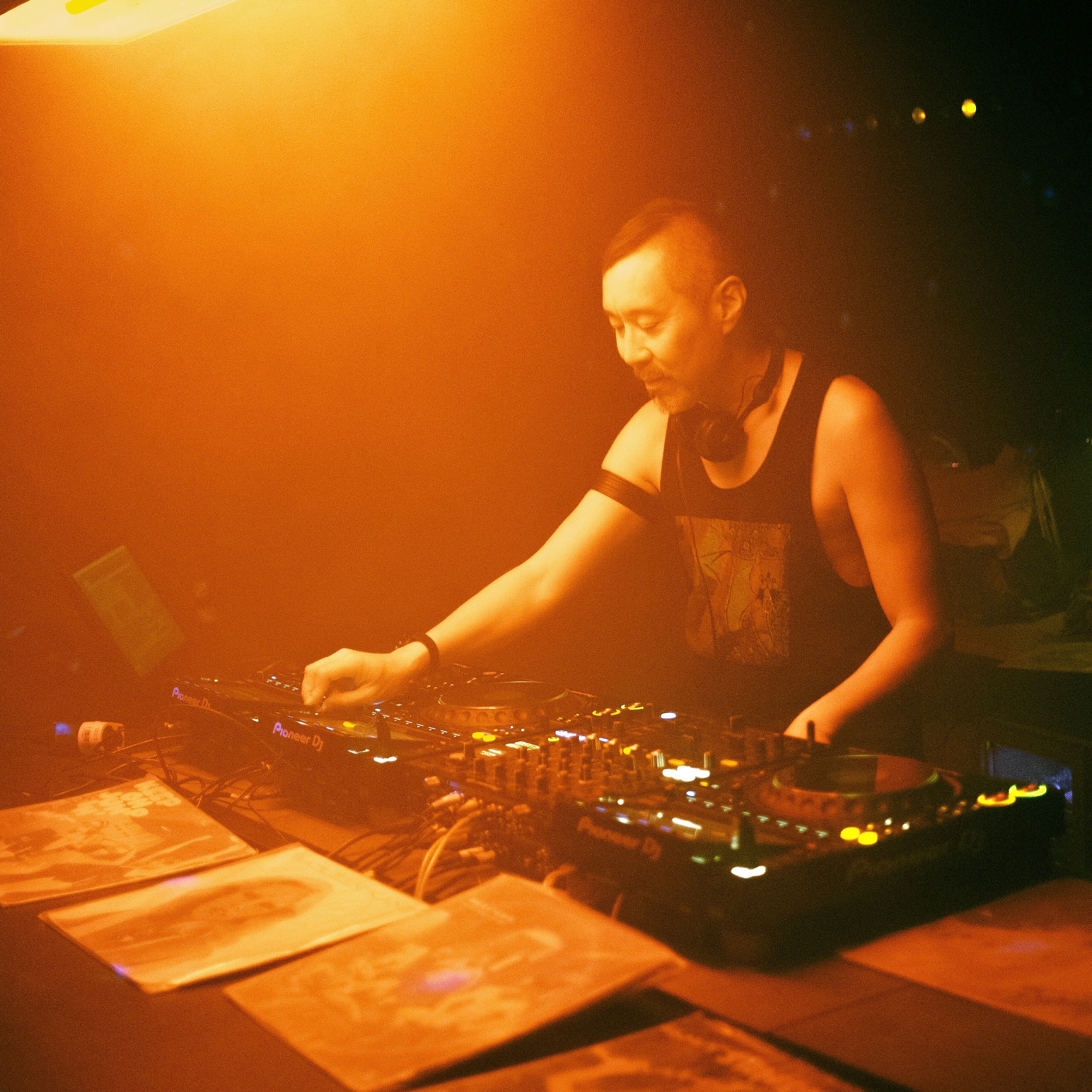 Live at HHV | Daniel Wang