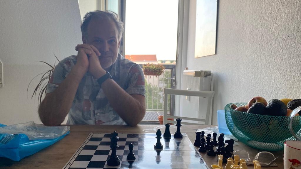 The Little Finger Show | Nick Höppner