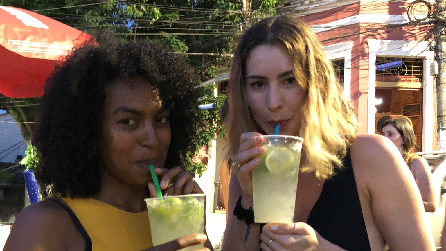 The Breakfast Show | Gaby D & Leona