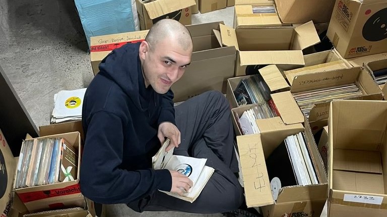 Dub Voices | Tom Drew