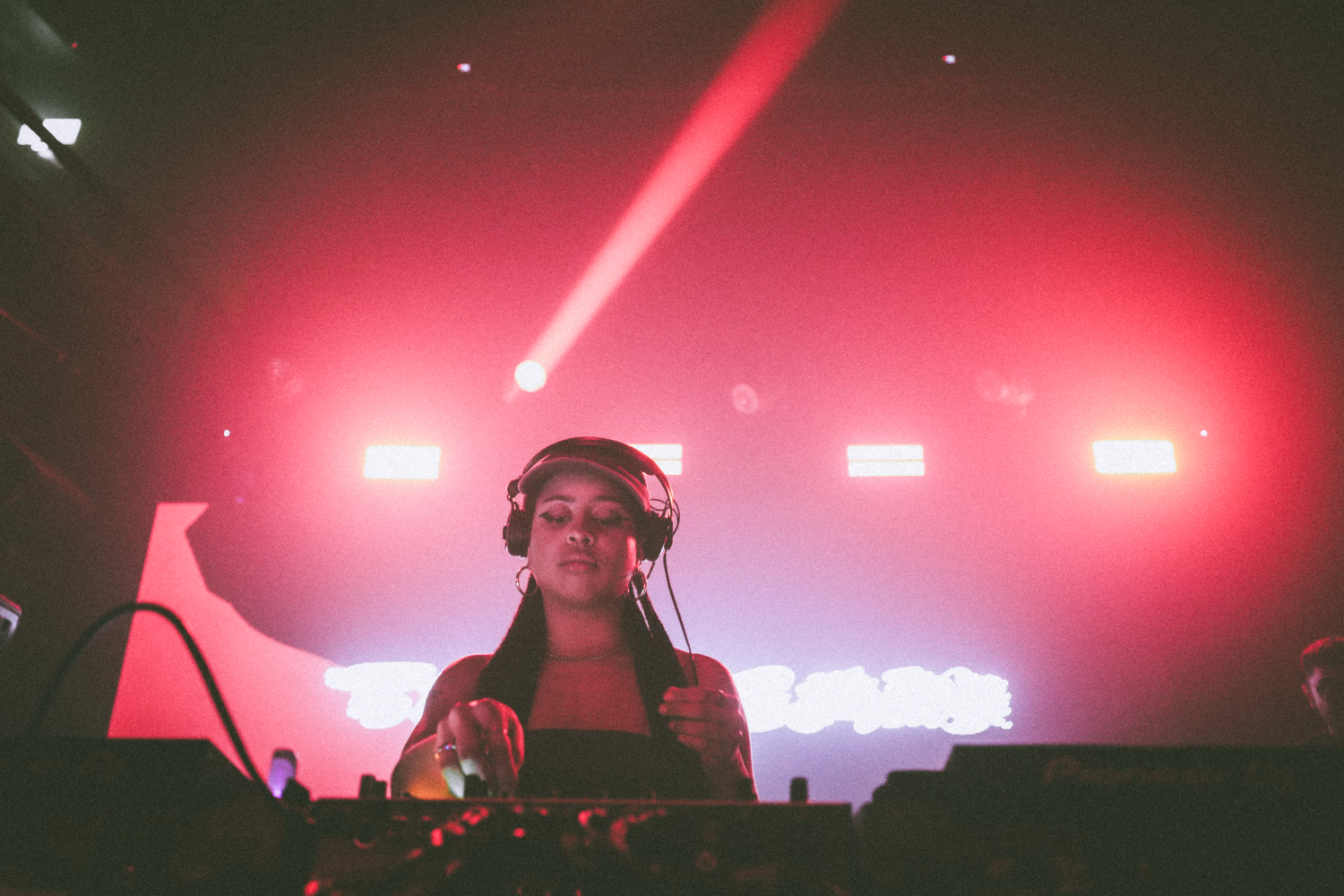 ALL-IRISH TAKEOVER: dubs out! | taurean