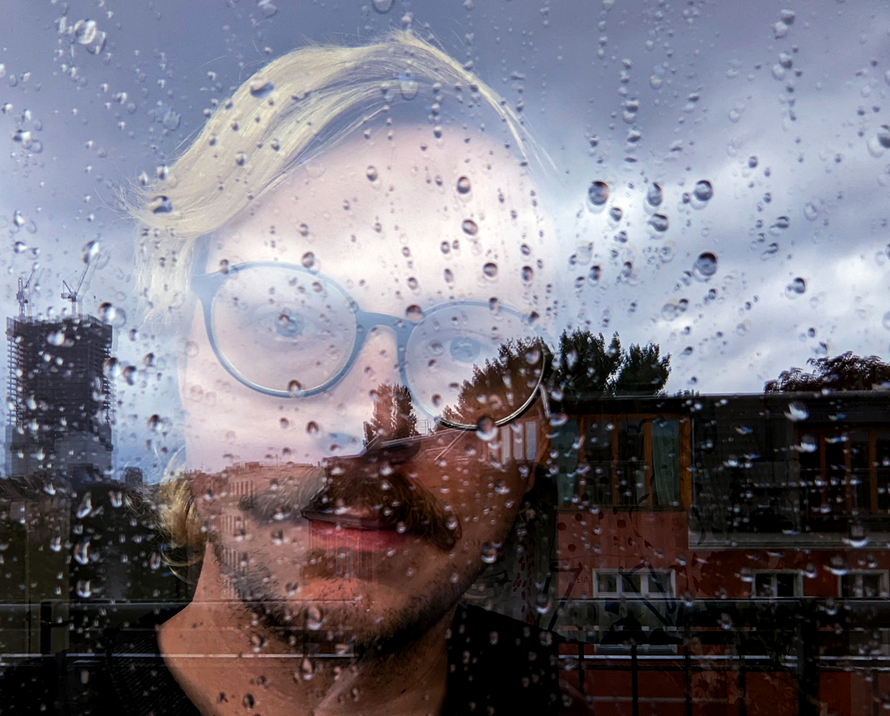 Pure Moods: Downtempo at the Dawn of the Millenium | touché