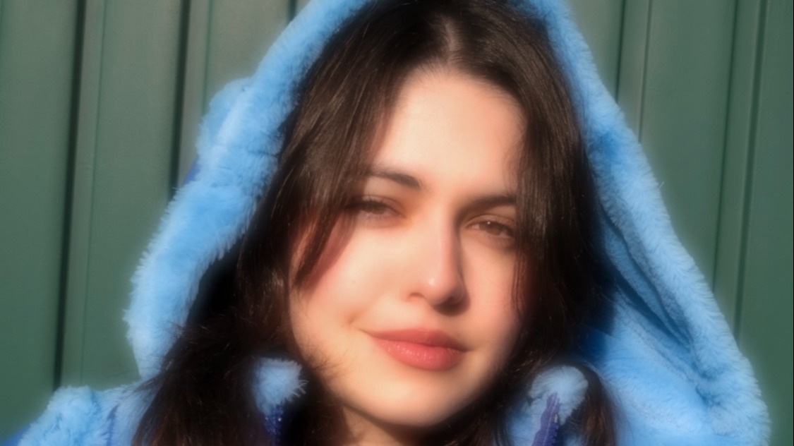 Fiestuki Takeover | Ojos de miel