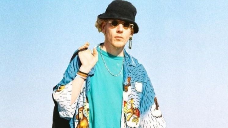 Shades Of Oshu | Ziggy Zeitgeist