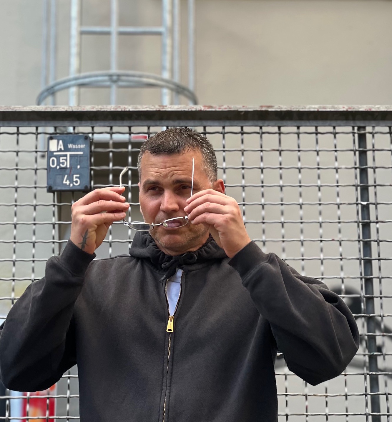 The Gloveman Hour | DJ Hops