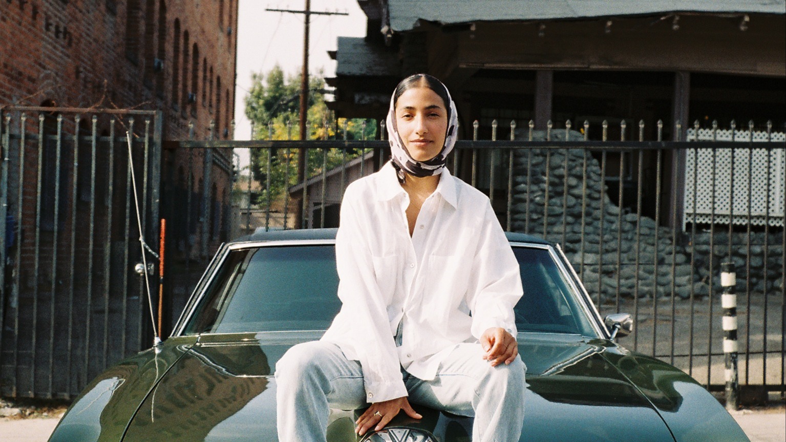 Bubble World | Jazmin Garcia (Como La Flor)