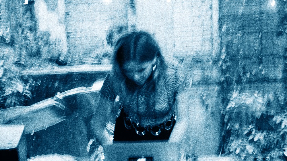 Afraid of Omens | Laura Vargas