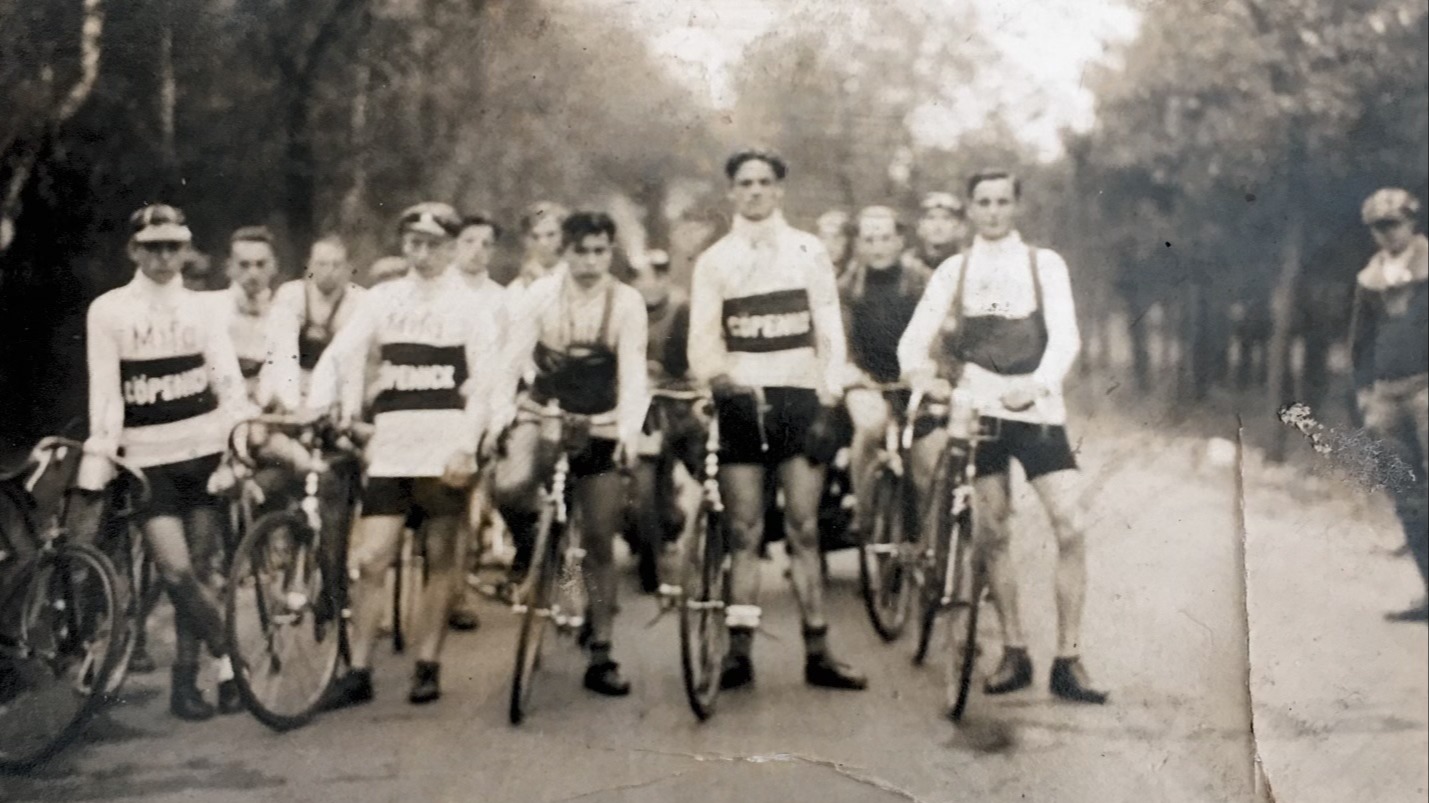 ENDM | Atze Houseman