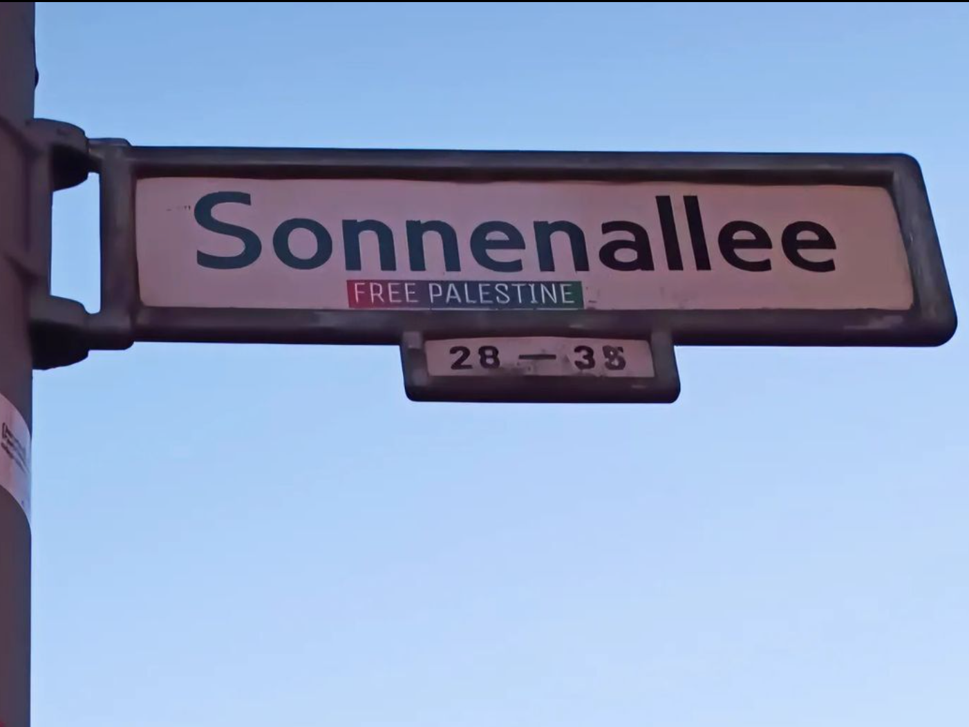 aequa Radio: Legacies of Organizing | Sarj & Emmy