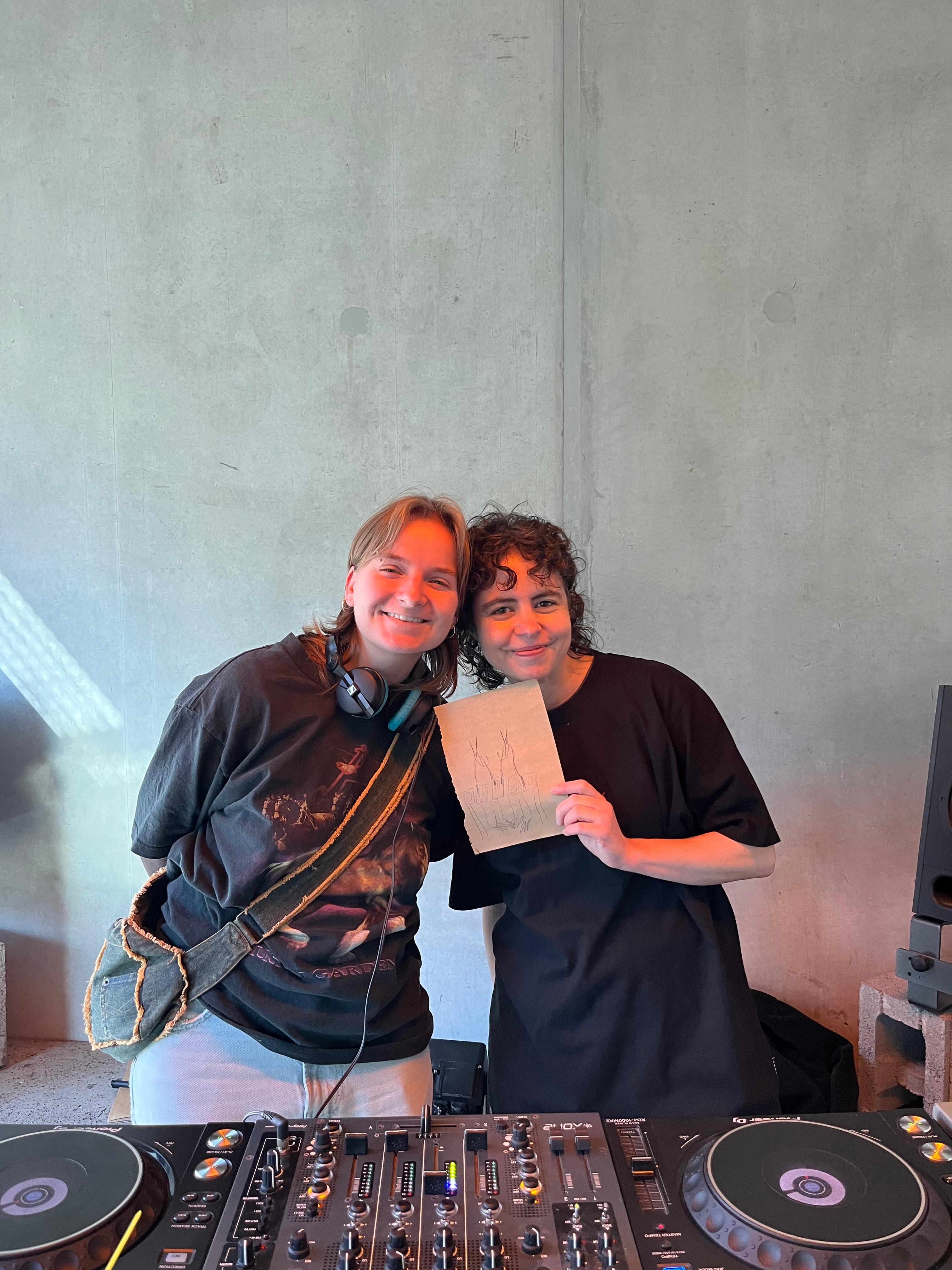 GIRI Breakfast Club | eioo & ophélie