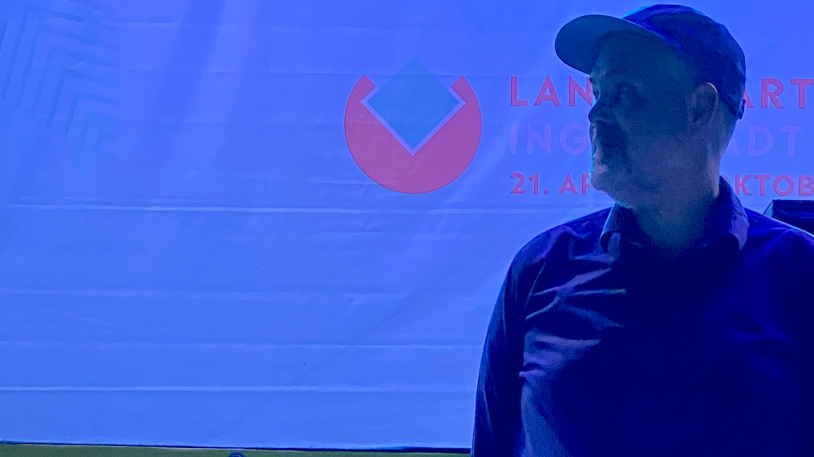 The Little Finger Show | Nick Höppner