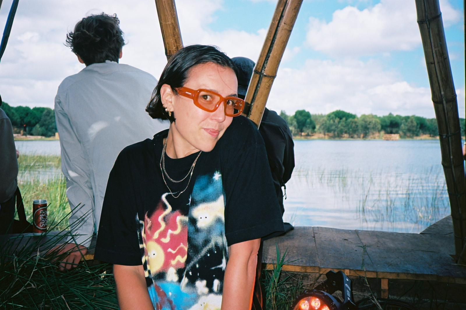 Miista x City Slang | Ella Victoria