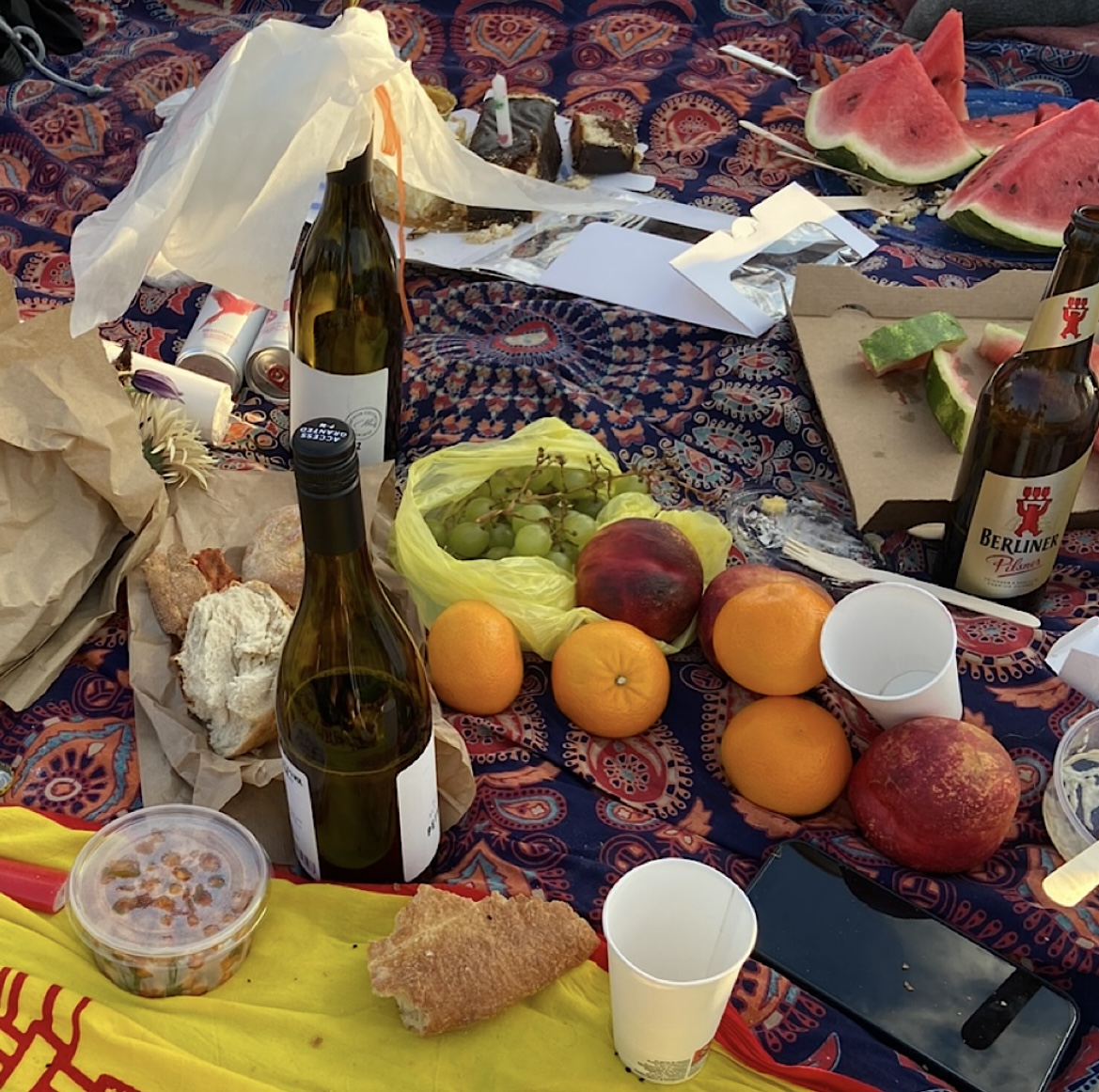 the kids are alright  | bella, Josiane, King Sleepy & Bridontknow