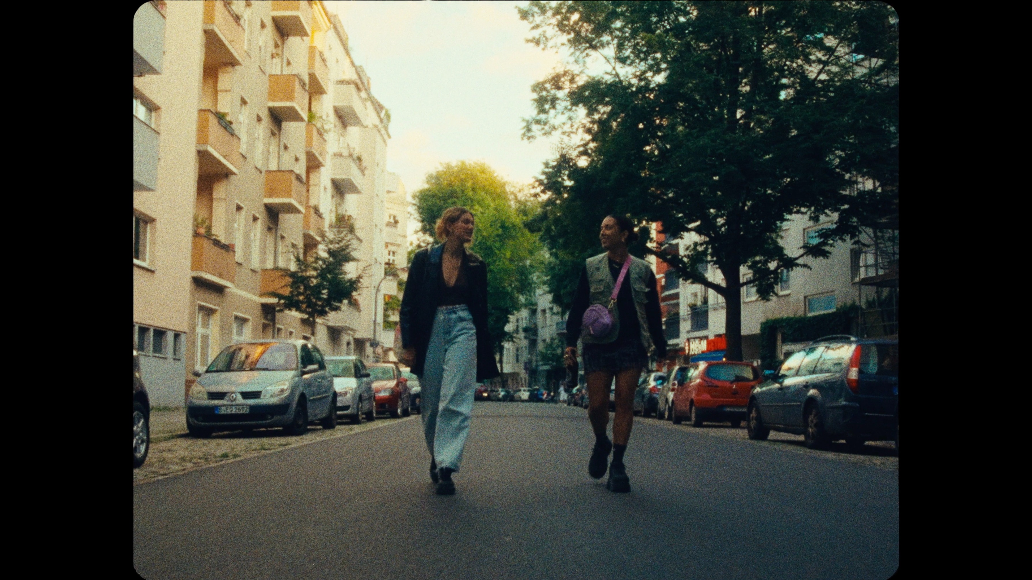 The Honey Tapes | Kenza & Becki