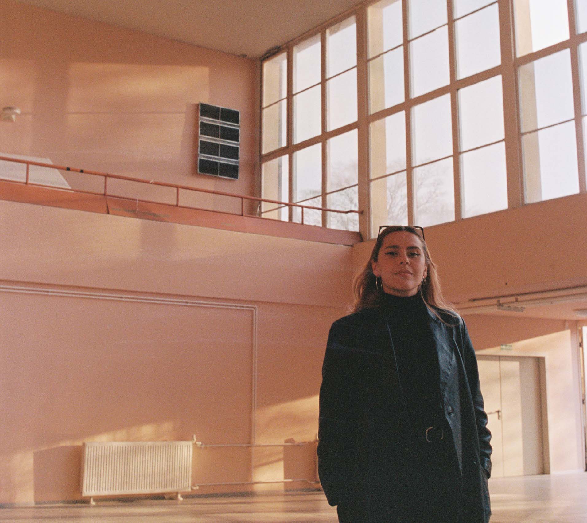 Paloma Negra | Laura Vargas