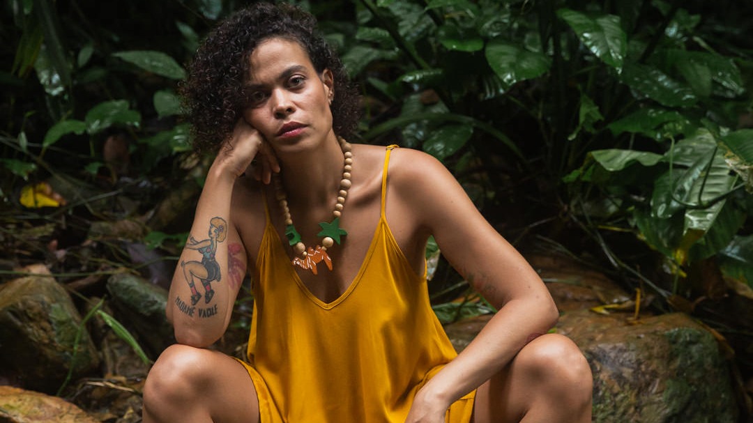 Madame Vacile | female:pressure