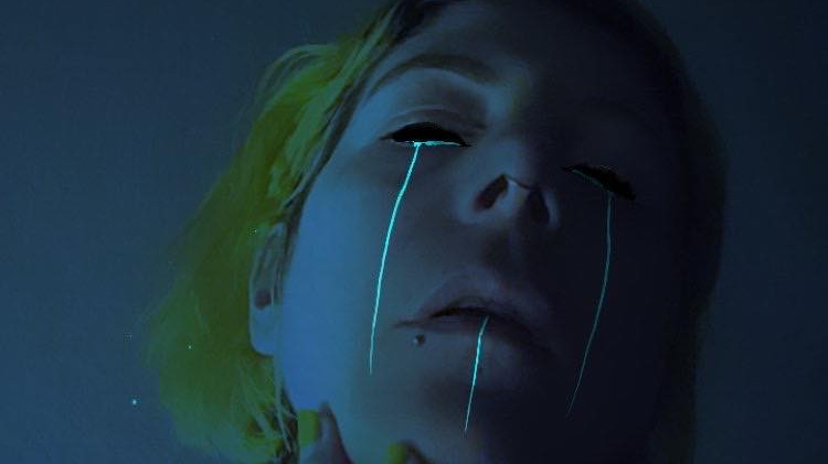 Room 4 Resistance | luz & Doc Sleep