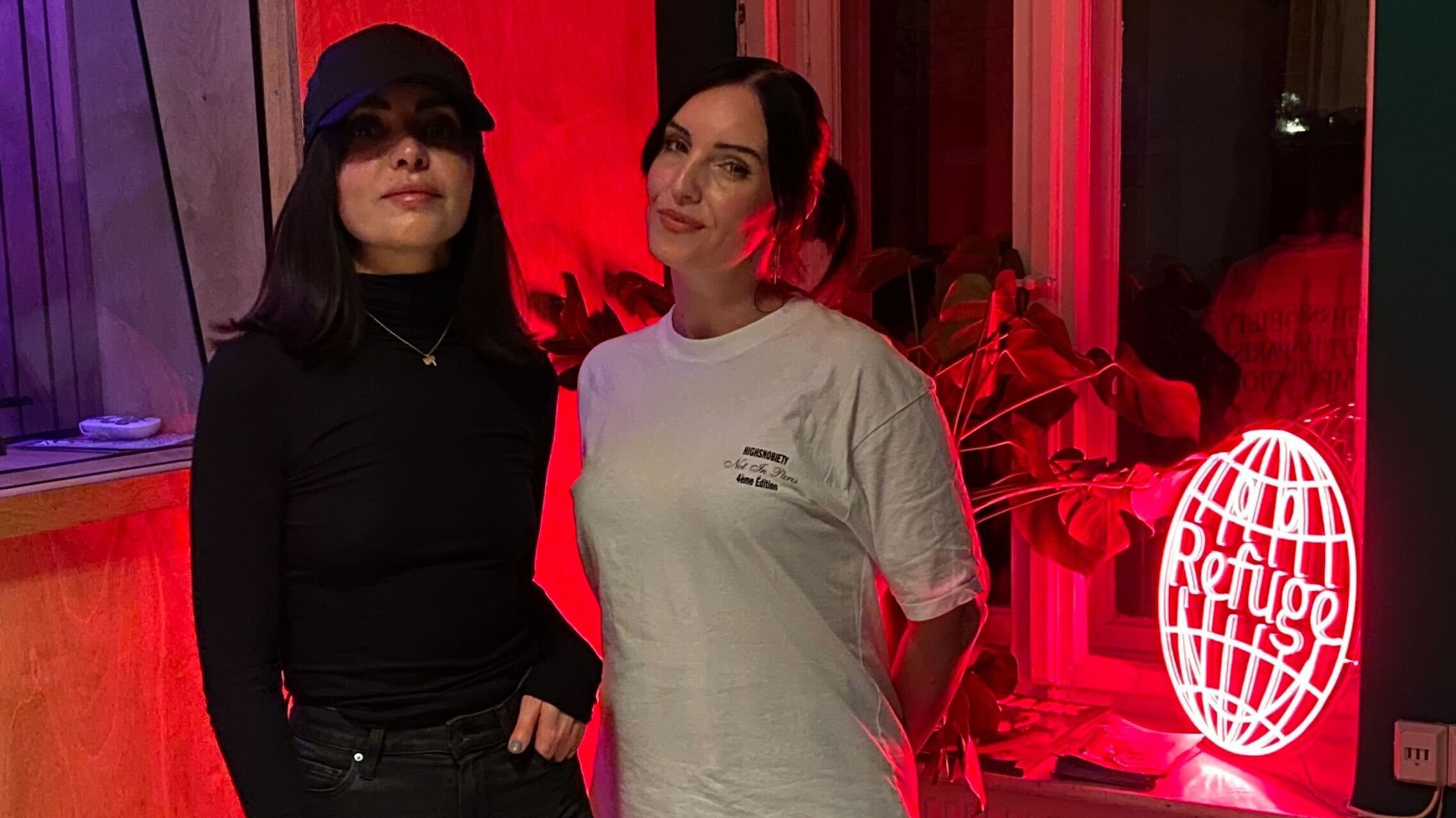 Future Female Sounds: Tag Der Clubkultur | Nour & Tia Turn Tables