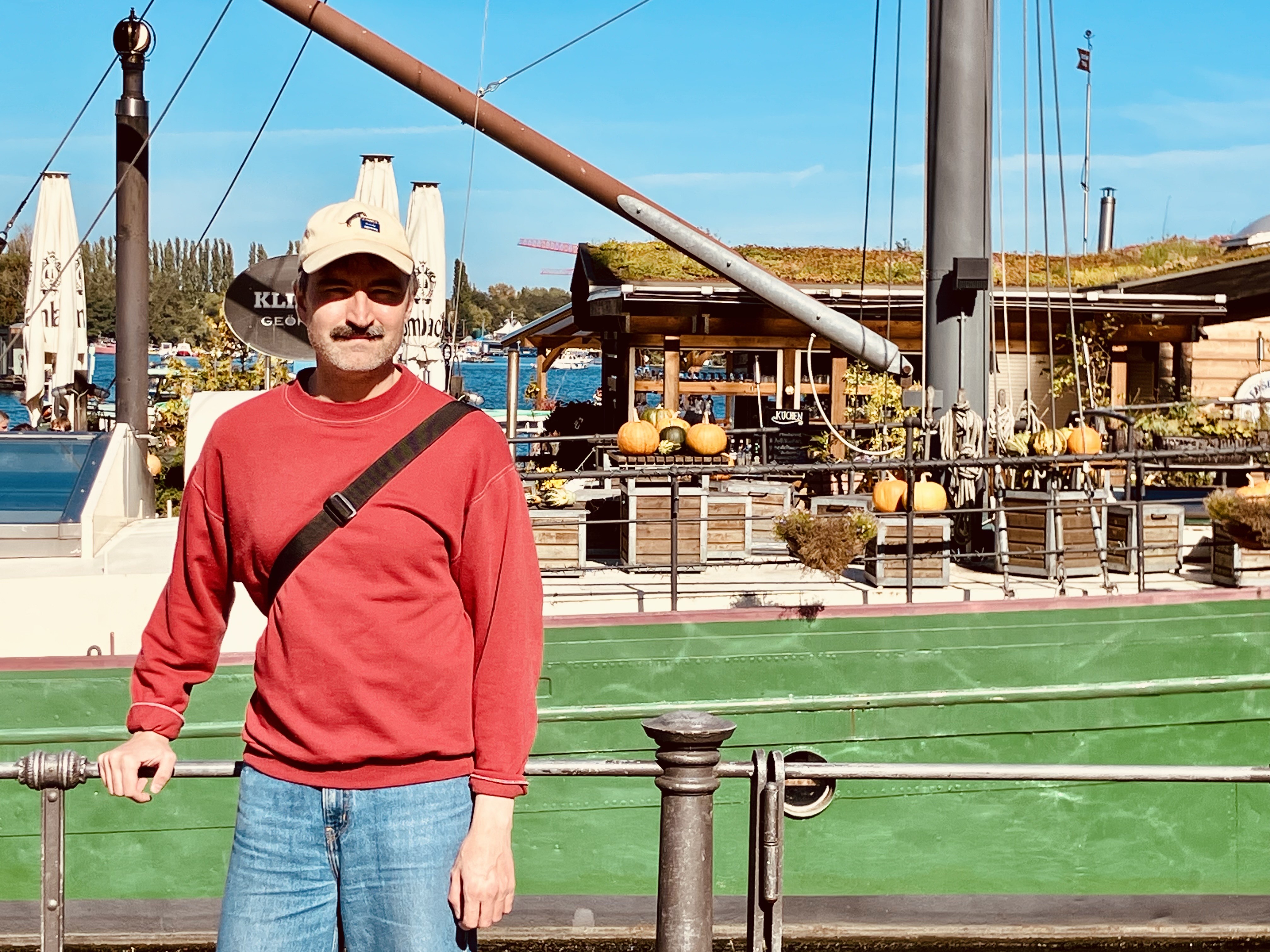 Contemporary Adults: Autumnal Moods | Alexander Crompton