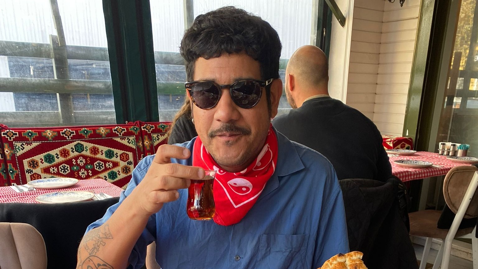 Record for Sundaze! | Radio Vampiro