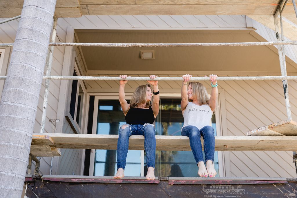 $1 Million House Flippers Kate and Beth Hall