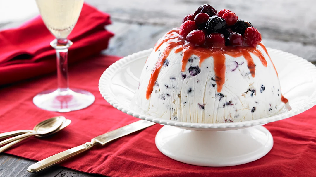 Essential christmas pudding ingredients