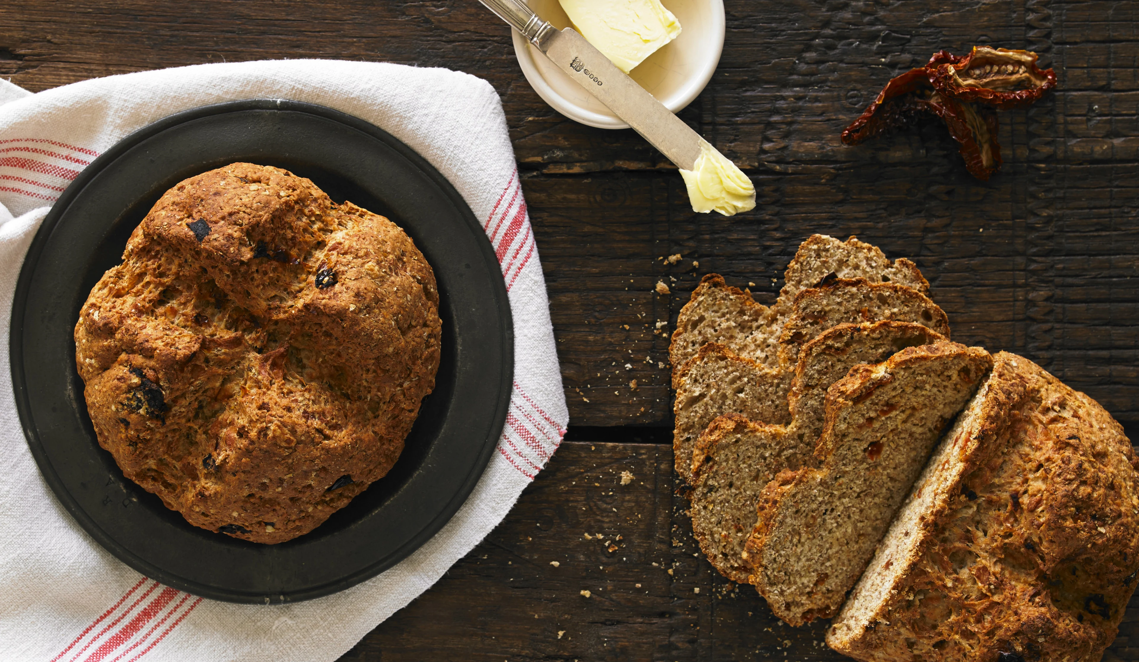 Recipe - Cheese & Sun-dried Tomato Soda Bread