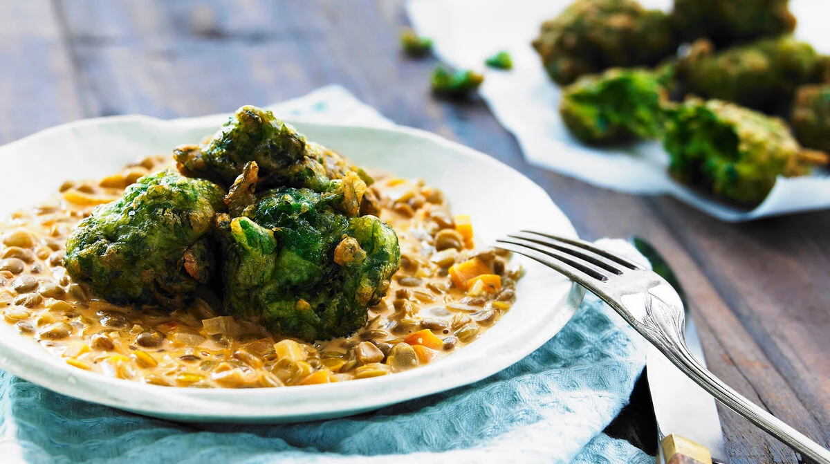 Spinach & Sage Fritters with Creamed Lentils