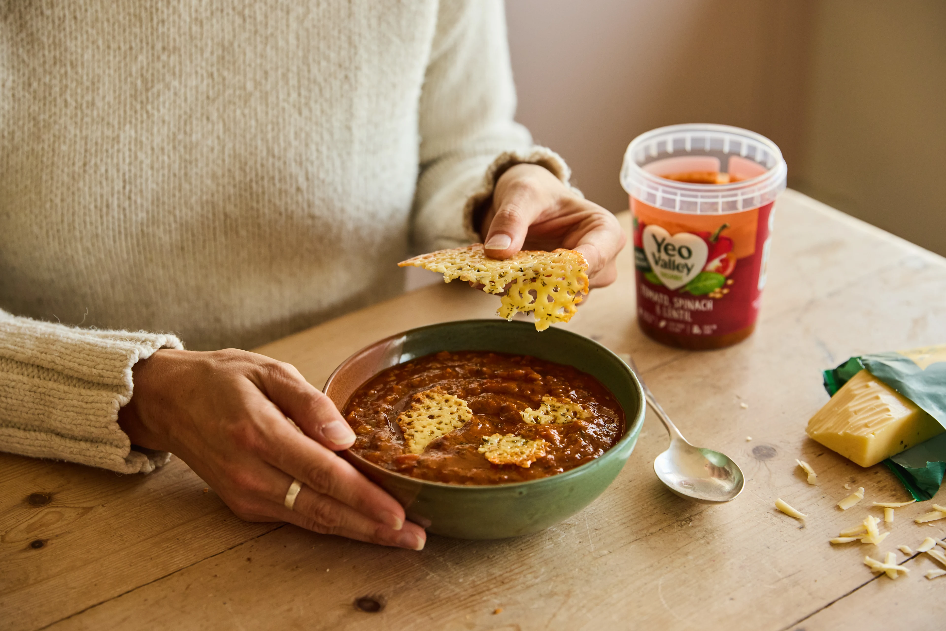 Grated Cheddar & Rosemary Crackers