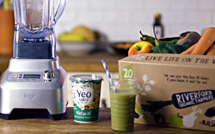 Recipe - Riverford's Avocado, Spinach and Pear Smoothie