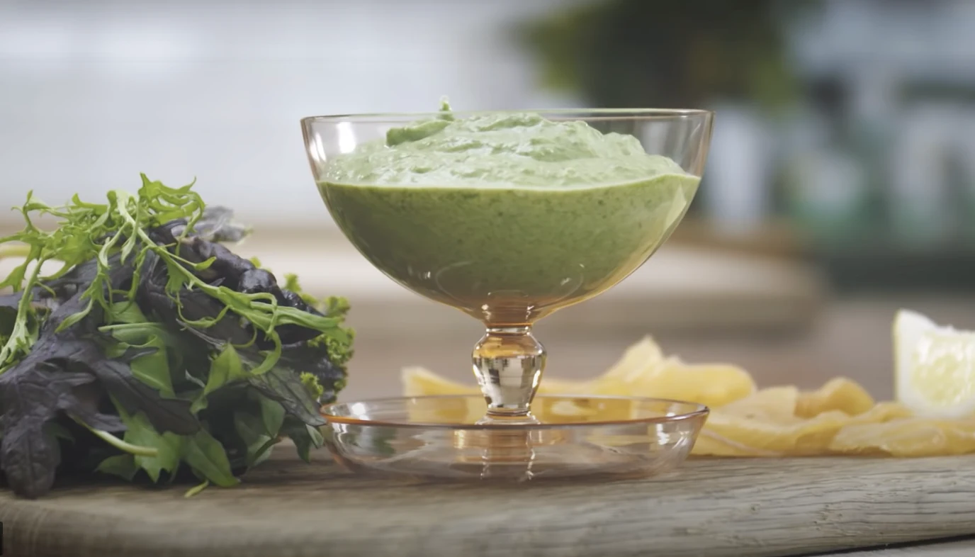 Recipe - Natural Yogurt, Spinach and Horseradish Dip