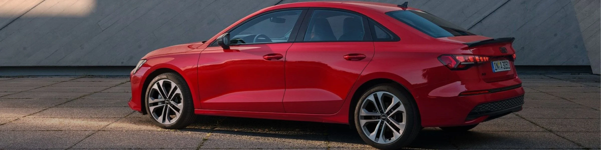 Itselataavat hybridit  Osta uusi tai käytetty täys- tai kevythybridi K-Autosta