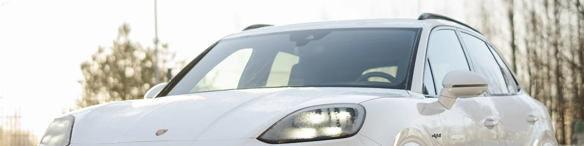 Pyyhkijänsulat – autoon asennettuna