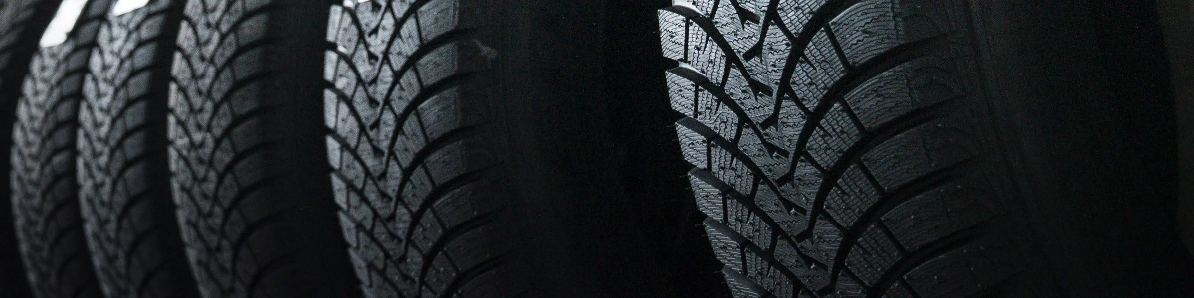 225/45R17-kitkarenkaat Renkaiden asennus oston yhteydessä kaupan päälle