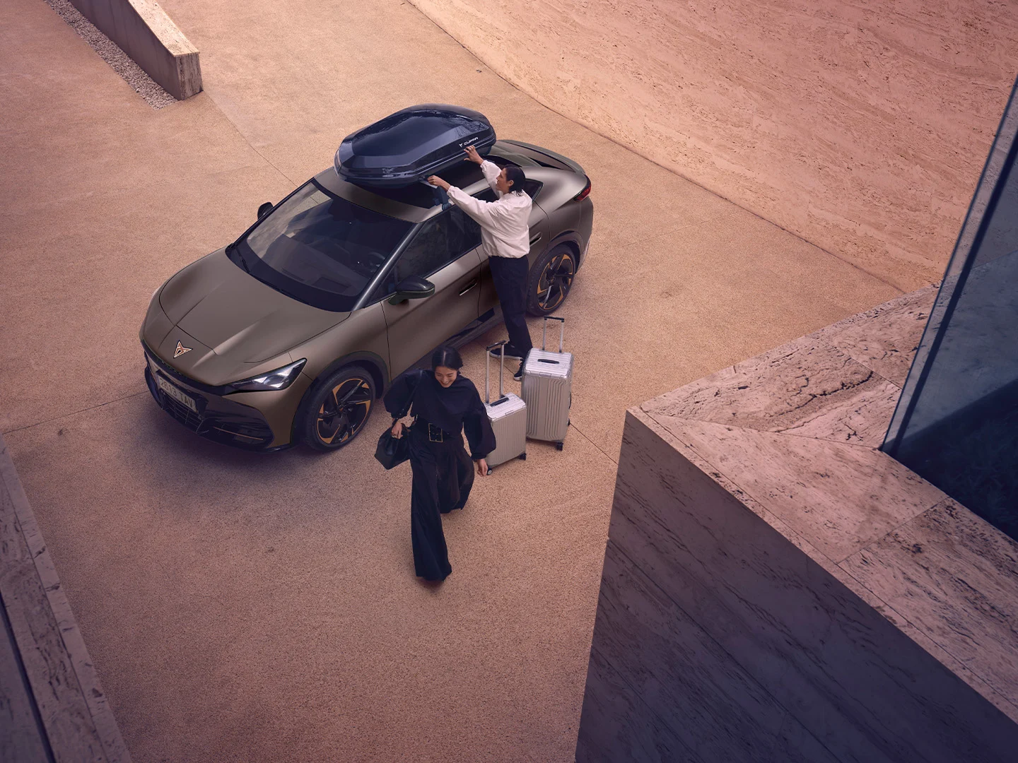 cupra-tavascan-century-bronze-tow-bar-transport-accesories