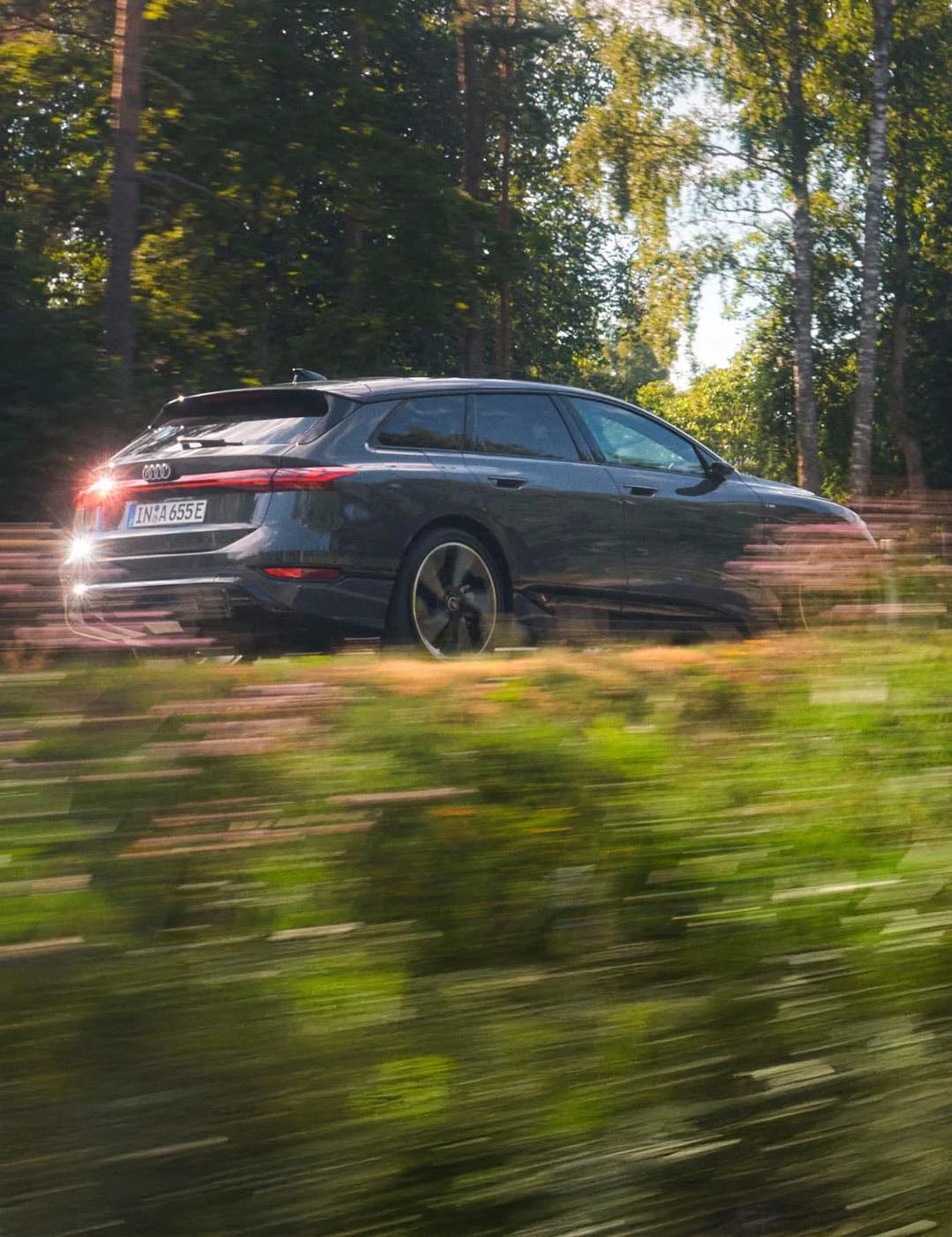 Nopean toimituksen autojen kesäetu Tuhat euroa etumatkaa