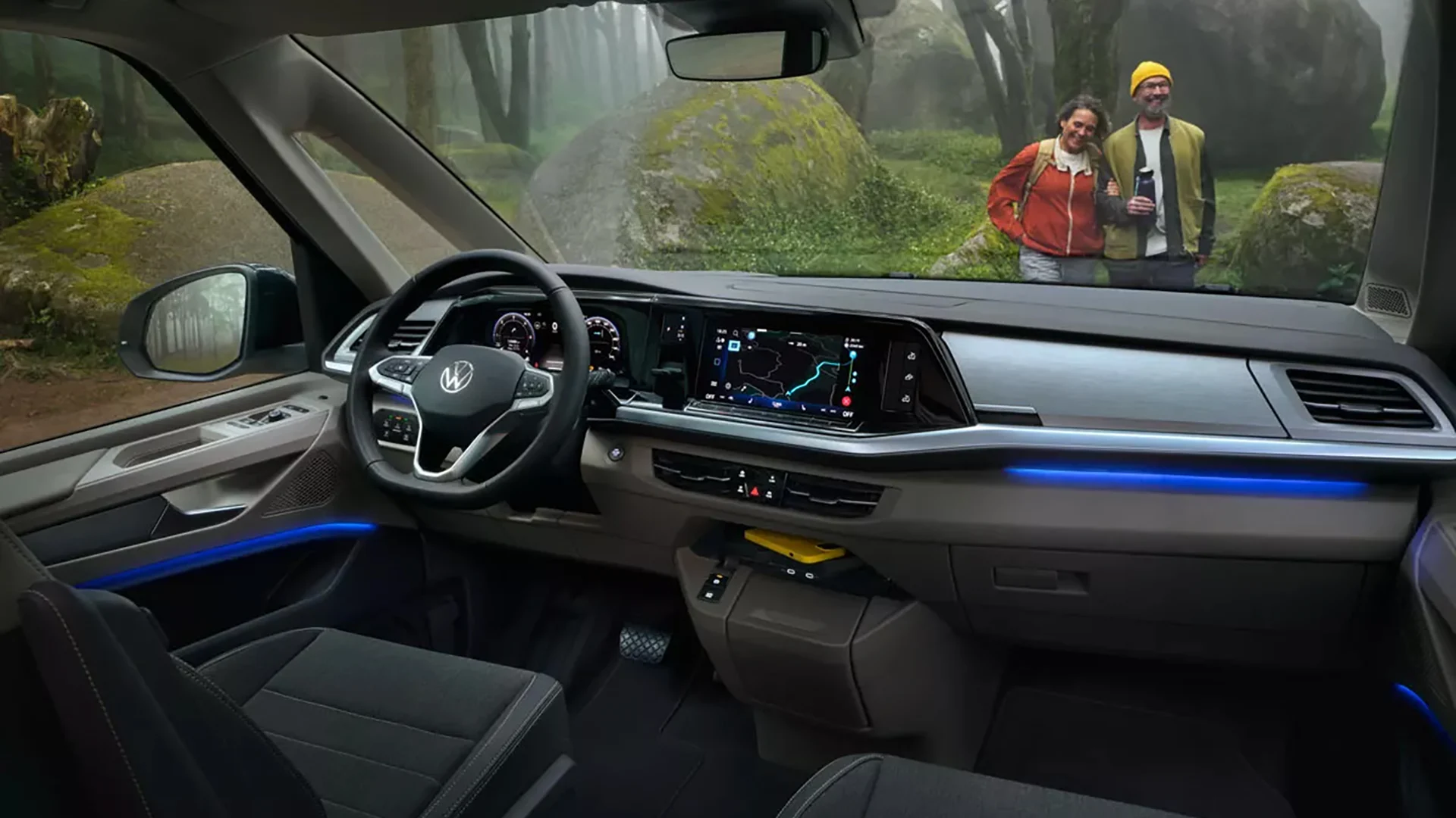 Sisäkuva Volkswagen California ohjaamosta.