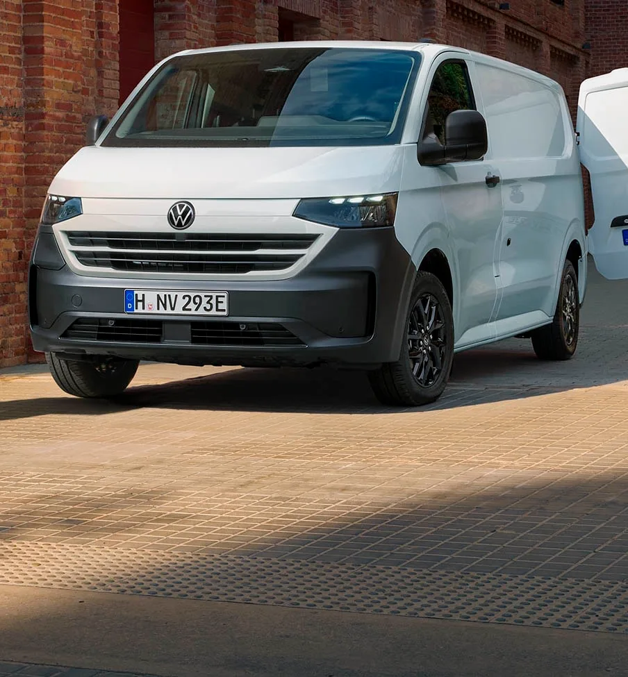 Uuden Transporterin ostajalle varustepaketti huippueduin Valitse Comfort tai Cargo – tai molemmat! Etusi yli  3 400 euroa !